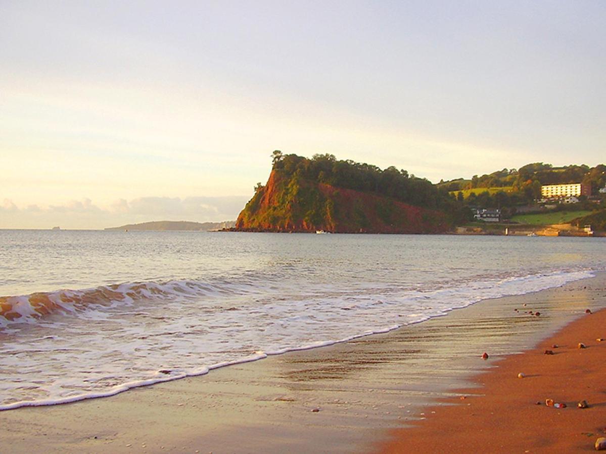 Beautiful Seaside One Bedroom Apartment 샬돈 외부 사진
